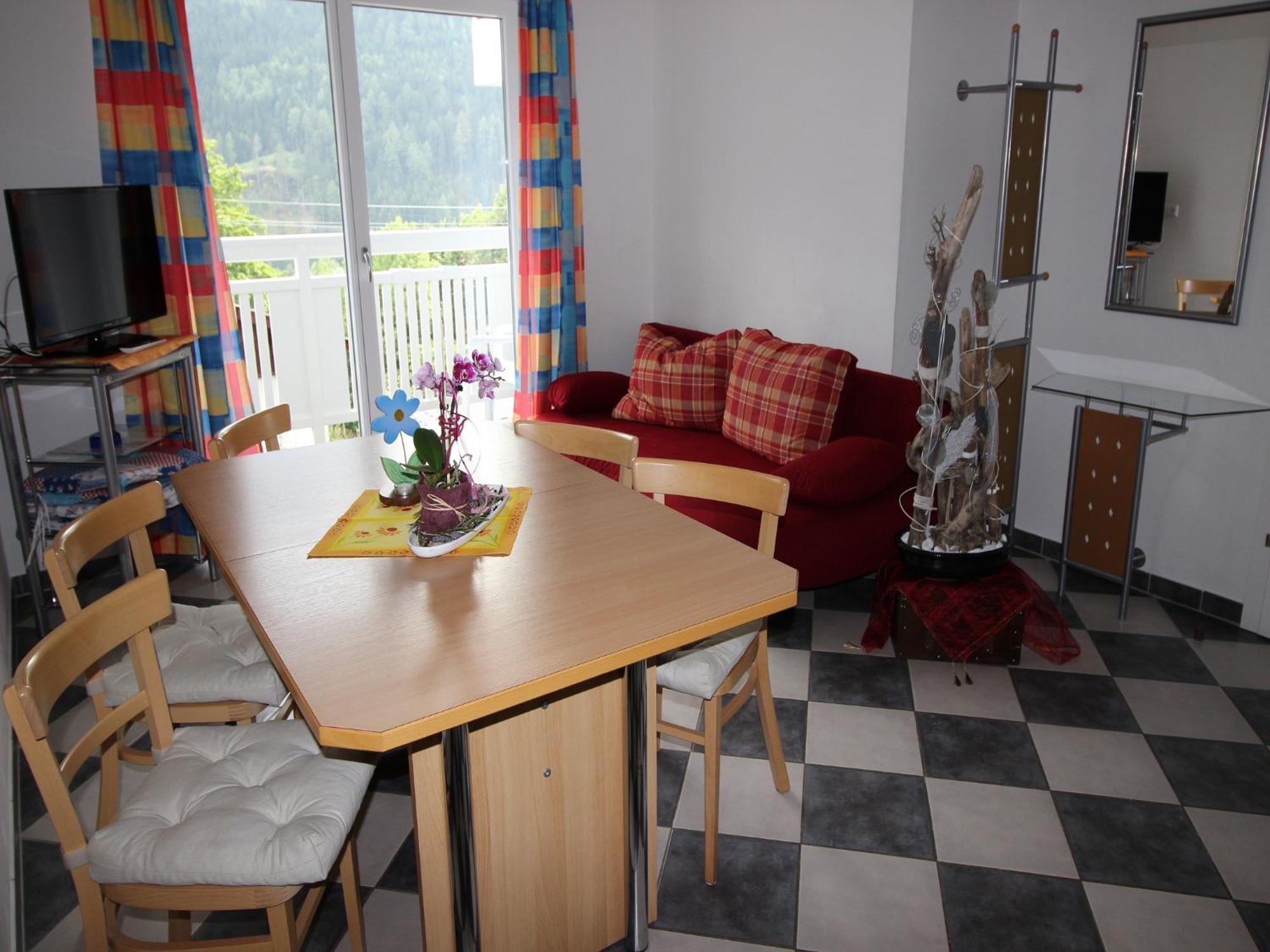 Appartementhaus Lercher Flattach Ruang foto